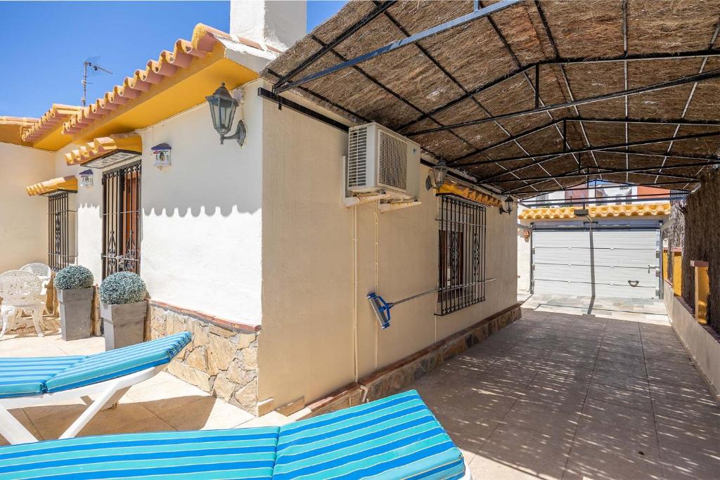 Balkón alebo terasa v ubytovaní Villa de alquiler vacacional en Nerja Calle Solana