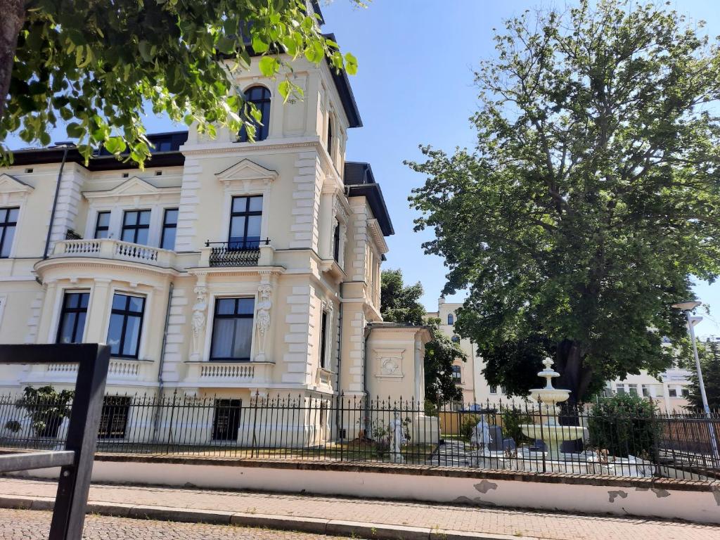 Clădirea în care este situat/ăcamera de închiriat