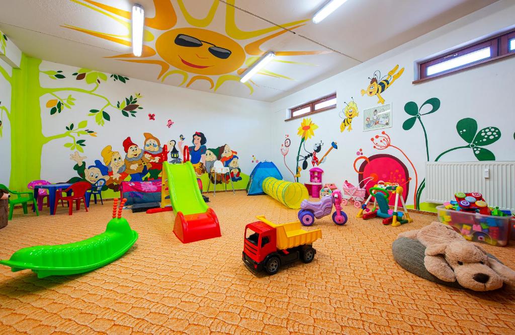 Dětský klub v ubytování Apartmany Sileas
