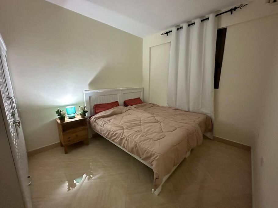 One Private Room Sharing Apartment Flat 31 Room 3, Abu Dhabi