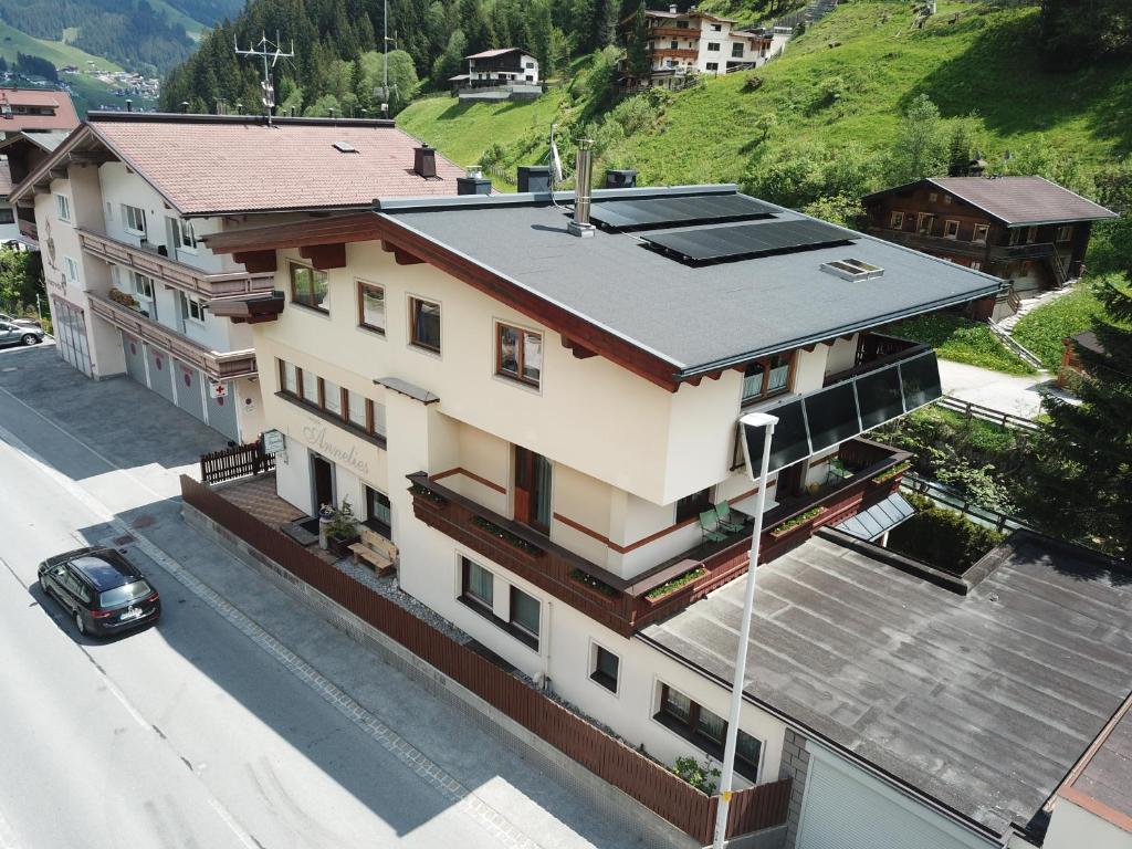 Budova, kde se apartmán nachází