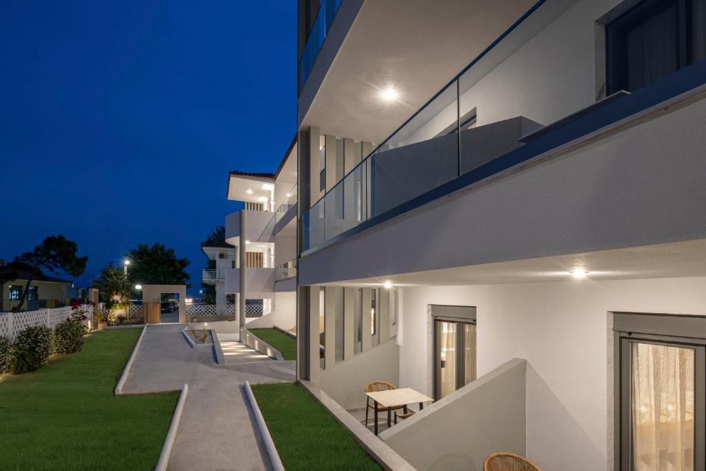 Budova, kde se aparthotel nachází