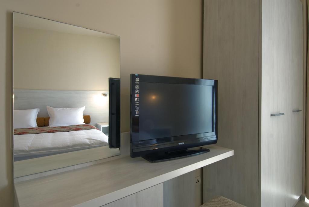 South Pearl - Two-Bedroom Apartment