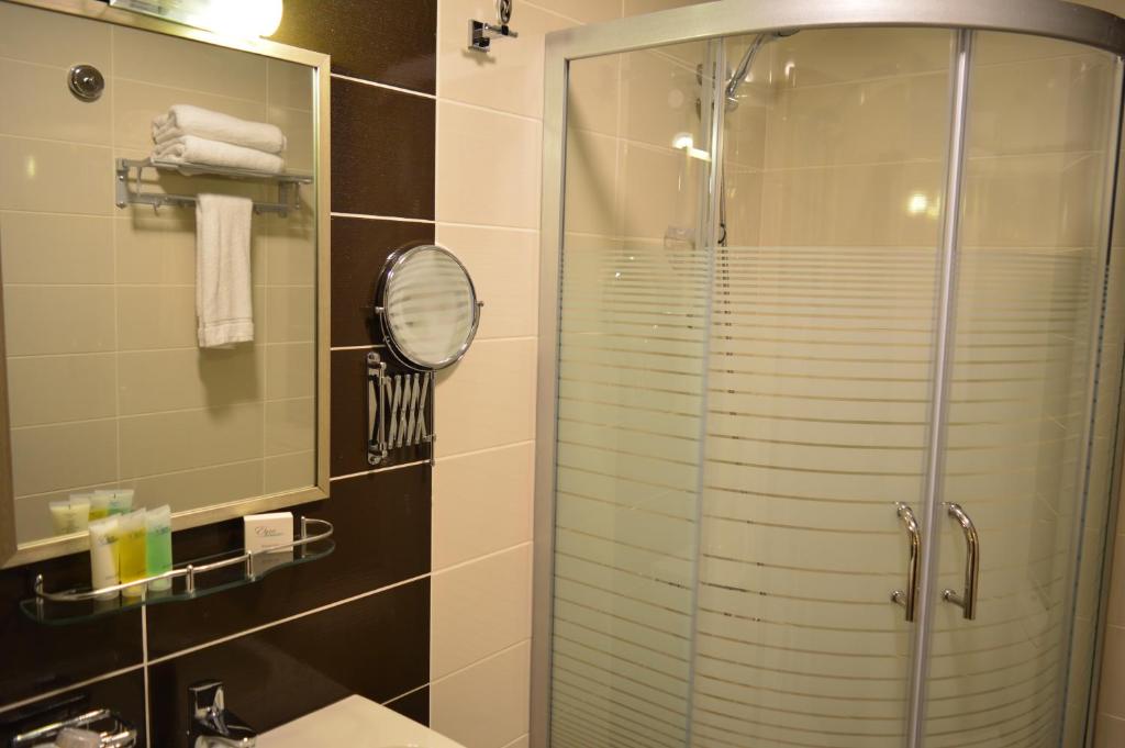 Ream Hotel Amman - 两卧室套房