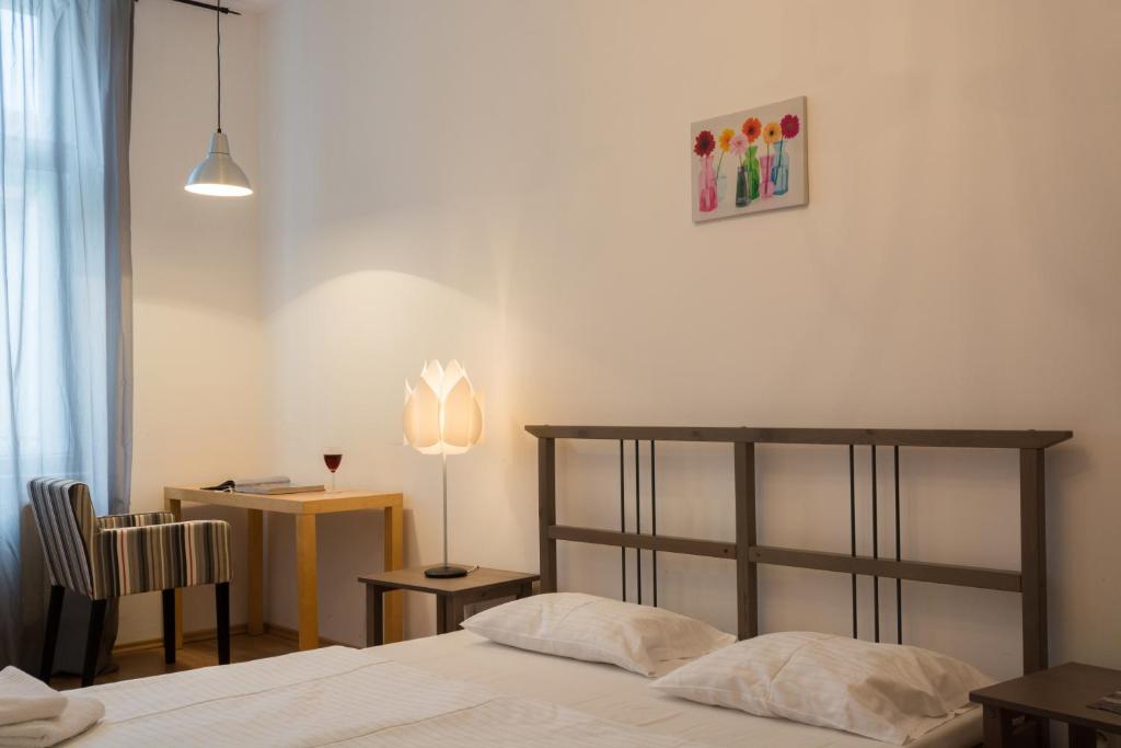 Royal Road Residence - 1