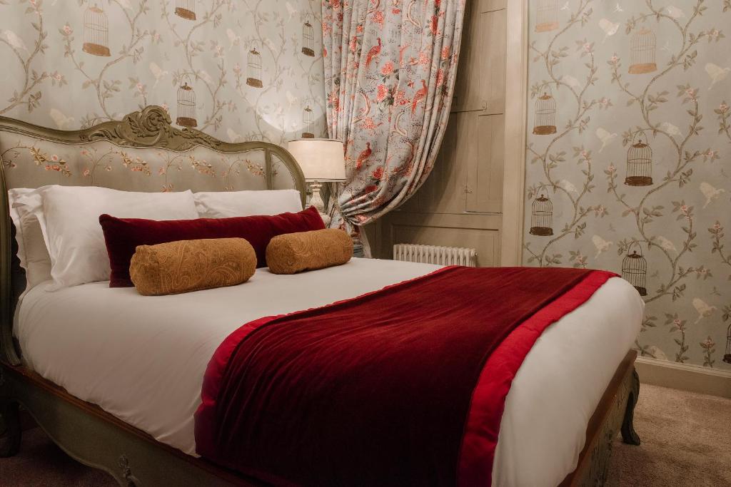 Newton Hall - 