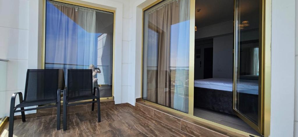 Alessio Hotel Residence - Tweepersoonskamer Met Balkon En Uitzicht Op Zee