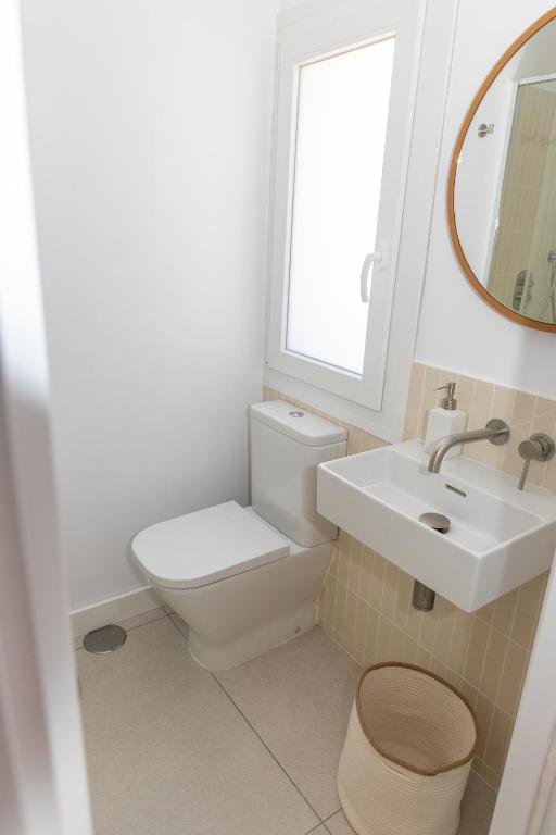 Kúpeľňa v ubytovaní Casa Los Lances Deluxe - Reformado Junto a la Playa y Terraza