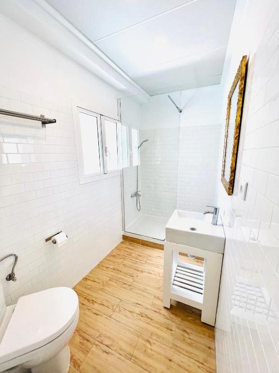 Un baño de Apartamentos Hotel Puente de Hierro