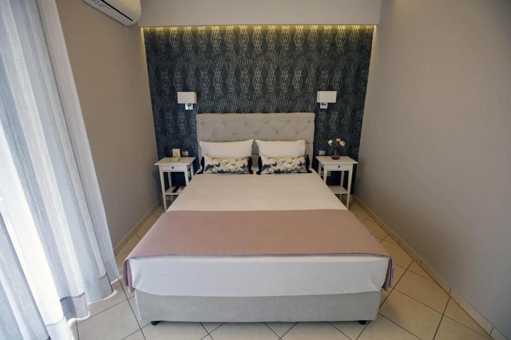 Ioanna's Luxury Two Bedroom Apartment - 7