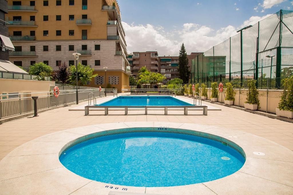 EnjoyGranada LUJO Piscina y Parking, Granada – Precios ...