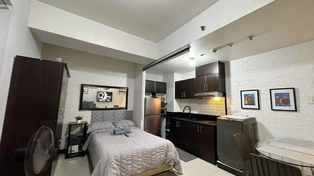 Manhattan Parkview studio unit, Manila (updated prices 2024)