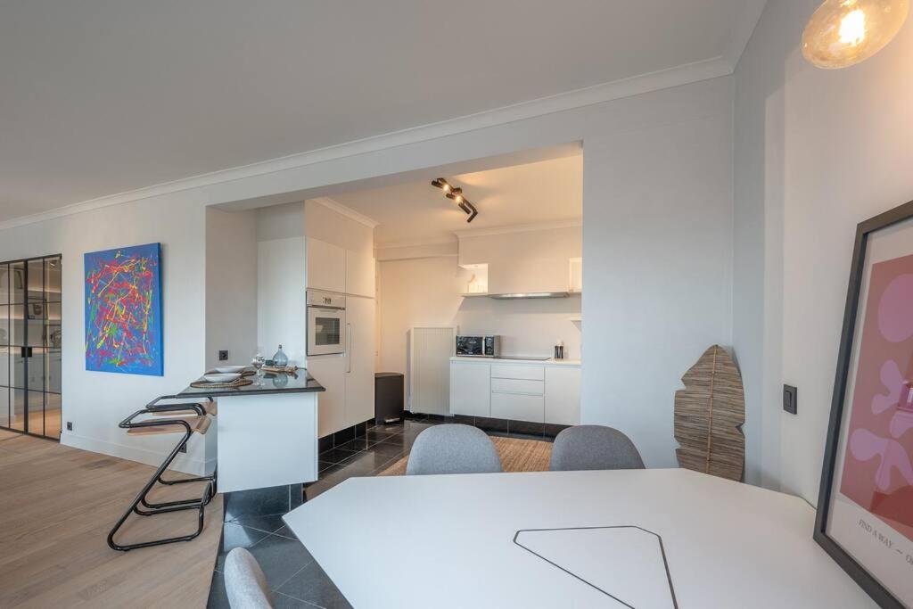 Kuchyň nebo kuchyňský kout v ubytování Morgenzon luxueus appartement