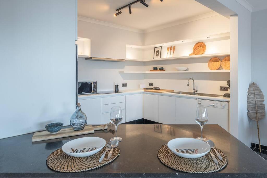 Kuchyň nebo kuchyňský kout v ubytování Morgenzon luxueus appartement
