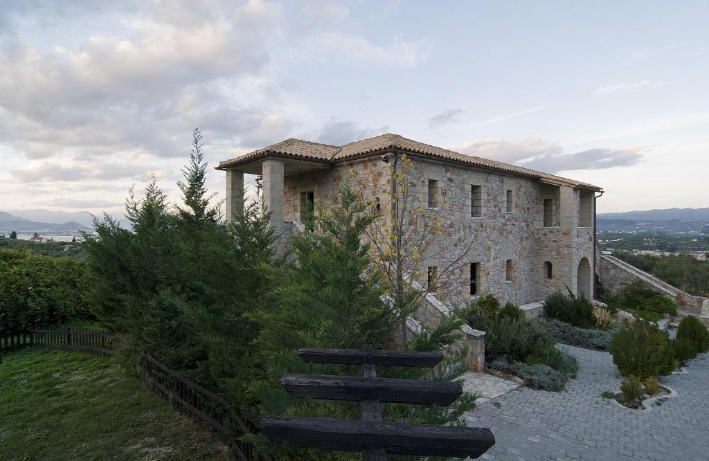 Klymeni Traditional Homes - 17