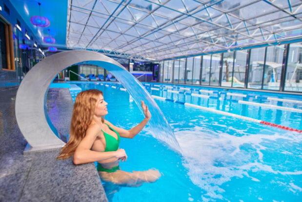 Bazén v ubytování Гостевой Дом у Моря, Guest House by the Sea nebo v jeho okolí