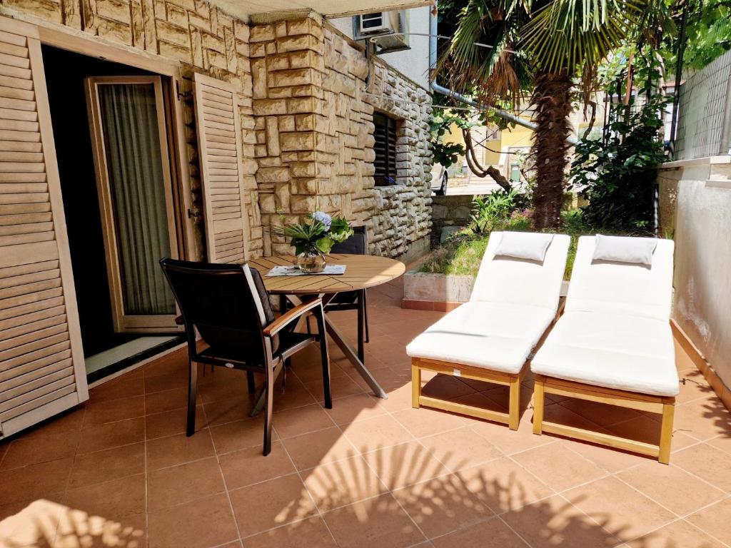 Villa Mihaela holiday apartments in Poreč - Tek Yatak Odalı Daire - Teraslı