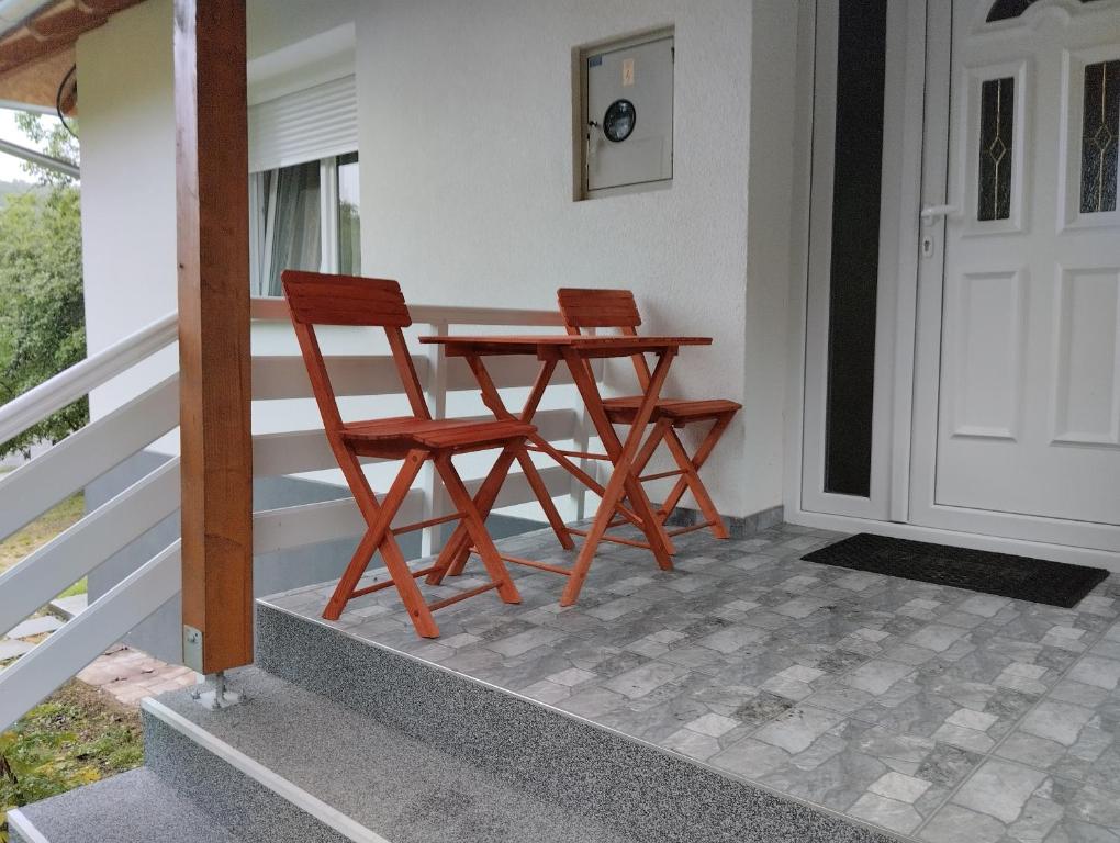 Balkón nebo terasa v ubytování Vitovnicki Mir