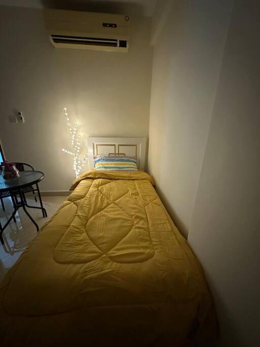 Fotografie z fotogalerie ubytování Private Room Shared Apartment Flat31-R1 v destinaci Abu Dhabi