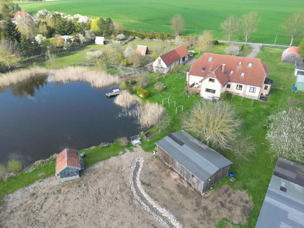 Landhaus am Teich, Lohmen (updated prices 2025)