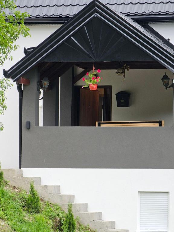 Budova, kde se prázdninový dům nachází