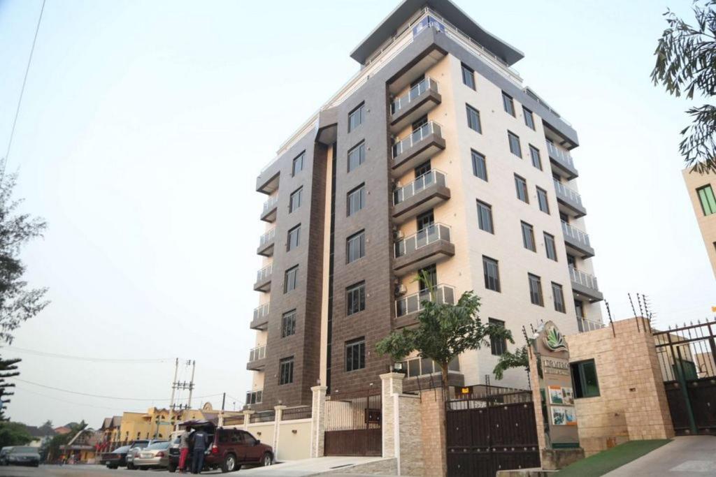 De Grandeur Tower Apartment, Ikeja Tarifs 2023