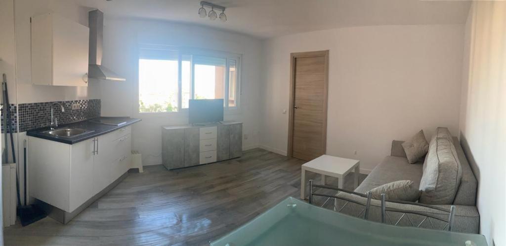 Kuchyň nebo kuchyňský kout v ubytování Apartamento María Burgos