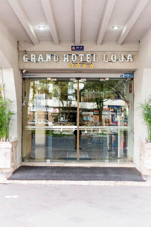 Exteriér nebo vchod ubytování Grand Hotel Loja