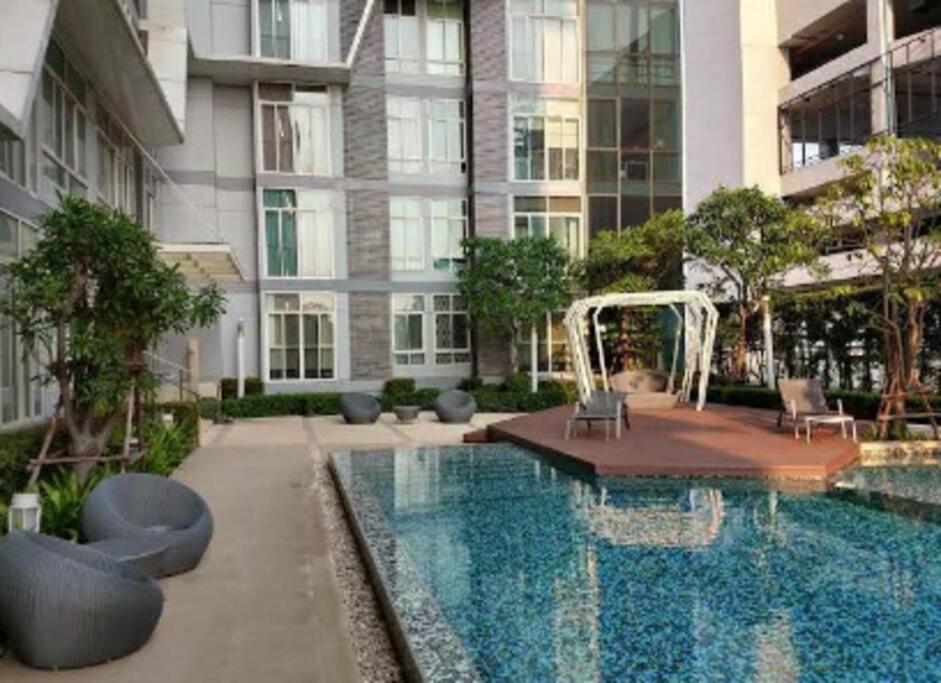 High-Class 2BED SkyView Condo Just 1-Step from BTS ONNUT, Bangkok (updated  prices 2025)