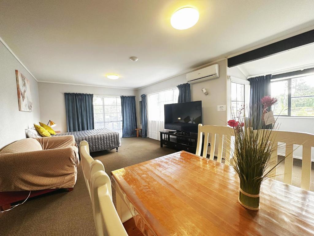 Kingswood Manor Motel - Resim 5