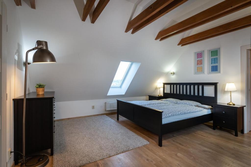 A bed or beds in a room at FARMAOBECKOV sk