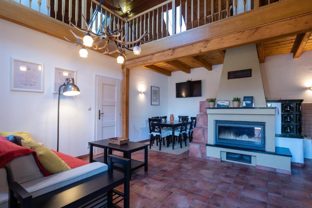 A kitchen or kitchenette at FARMAOBECKOV sk