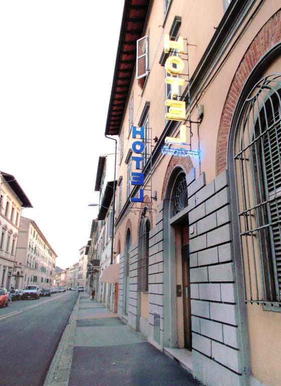 Hotel d'Azeglio Firenze - Resim 5