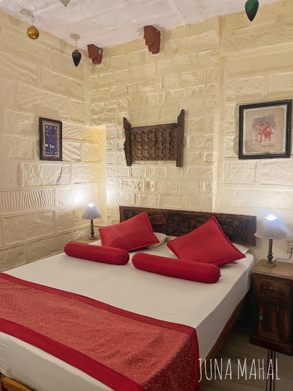 Juna Mahal Boutique Home Stay - 