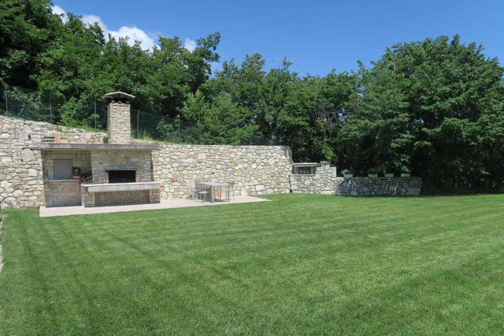 A garden outside OASI DA VINCI