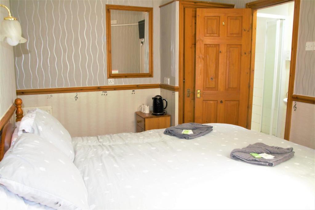 Pine Lodge Hotel - Resim 17