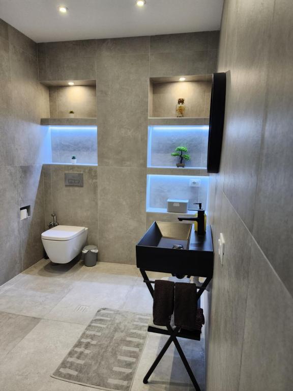 Durres City Appartment, City center & close to the beach - Image 8