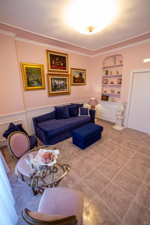 Posezení v ubytování Angel luxury Suite
