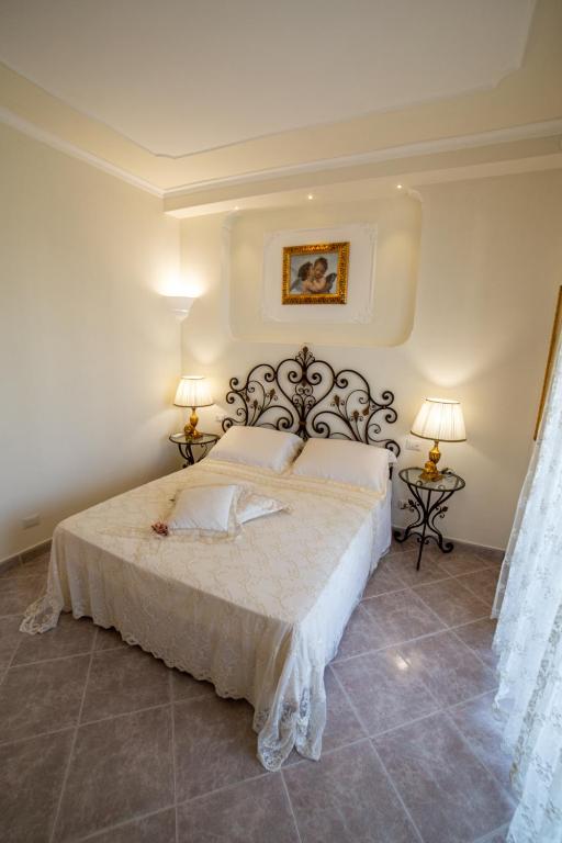 Postel nebo postele na pokoji v ubytování Angel luxury Suite
