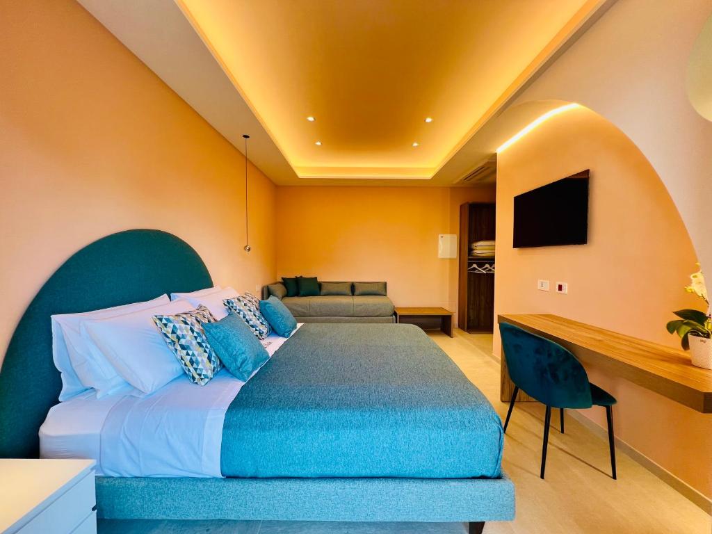 TV a/nebo společenská místnost v ubytování YourHome - Lucrezia Suites