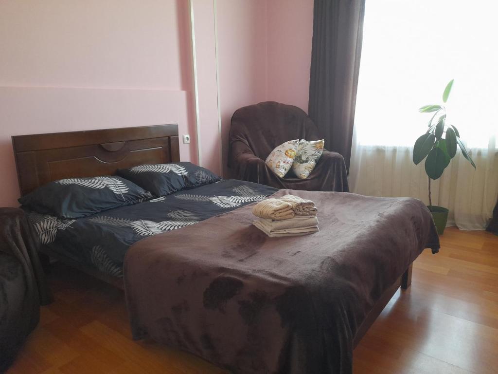 تصویر اتاق‌های Cozy flat on Pekini avenue - تصویر ۲