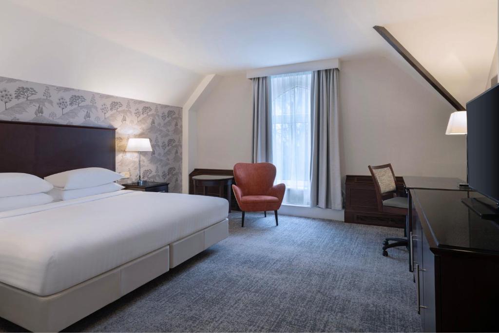 Delta Hotels by Marriott York - Deluxe Double Room