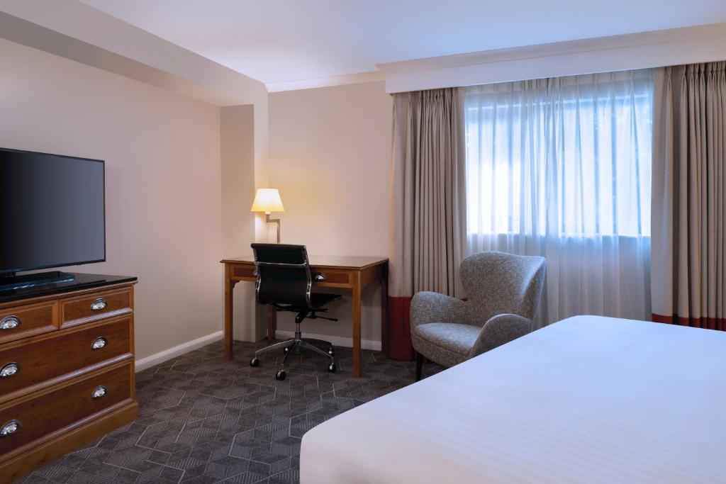 TV a/nebo společenská místnost v ubytování Delta Hotels by Marriott Edinburgh
