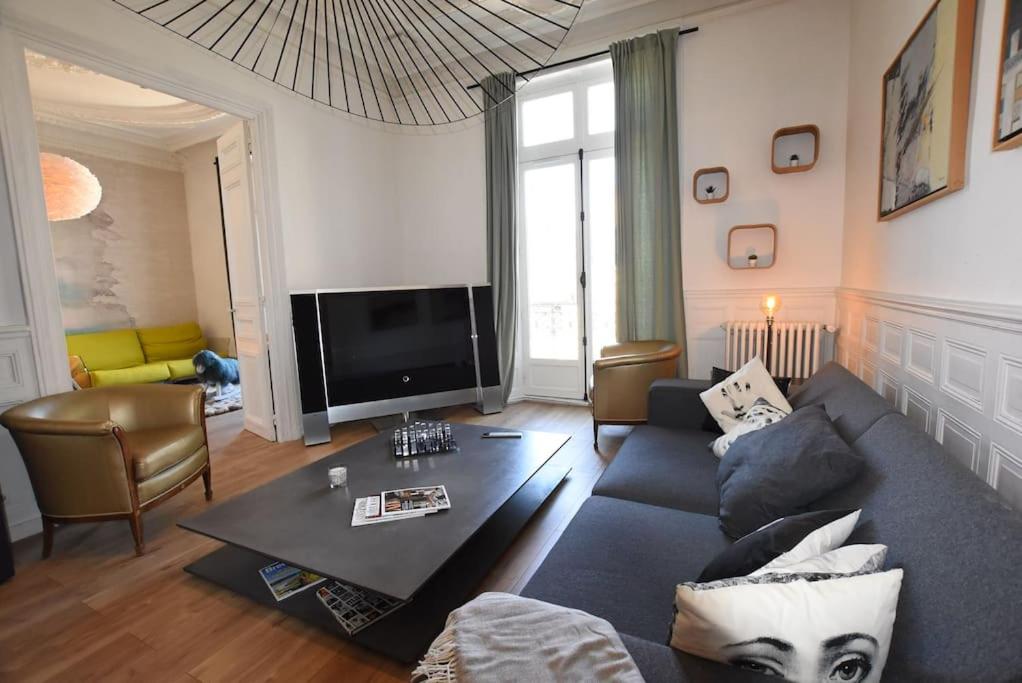 Le Grand Jules, hyper centre, 4 adultes 2 enfants, Rennes (updated