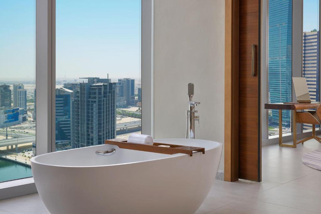 The St. Regis Downtown Dubai - Resim 39