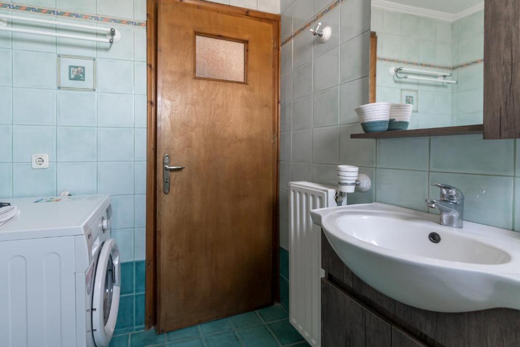 Koupelna v ubytování A&S Seaside Maisonette