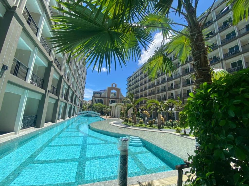Πισίνα στο ή κοντά στο Luxury Comfy Blue lagoon and the beach!