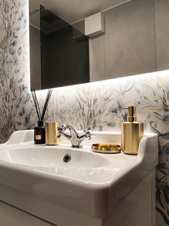 Duomo Suites Florence - Resim 9