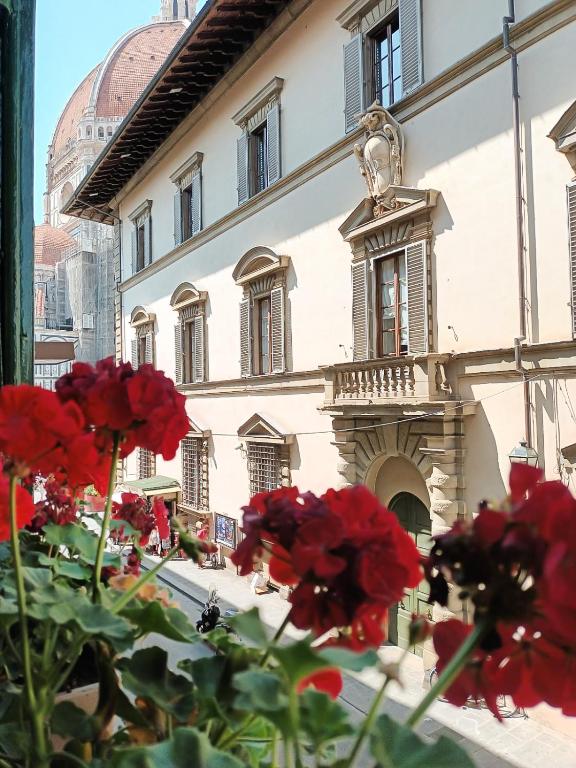 Duomo Suites Florence - Resim 8