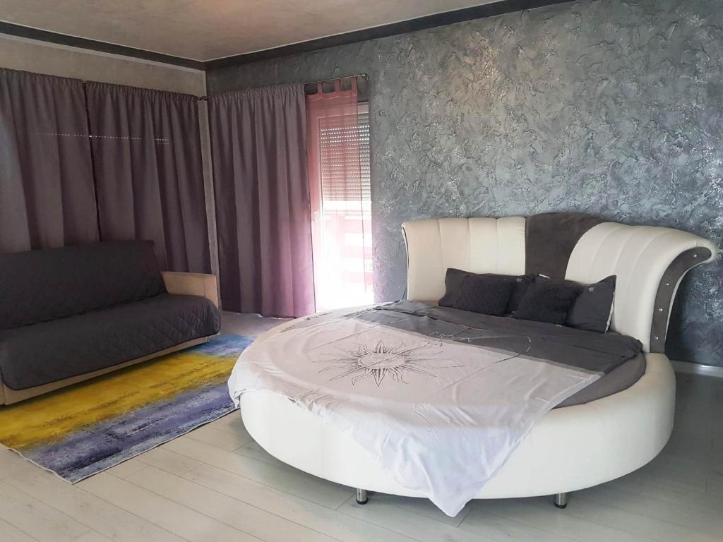 Booking.com: Apartament Studio Marcela - Baile 1 Mai , Haieu, România - 15  Comentarii de la clienţi . Rezervaţi la hotel acum!